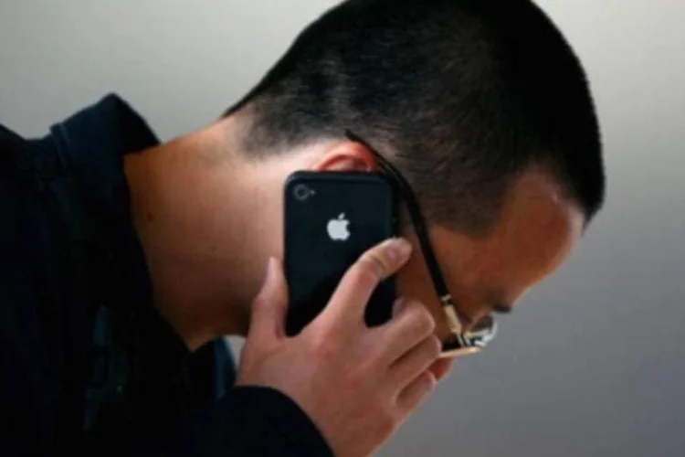 WSJ: maioria das apps avaliadas compartilha o número de identificação do aparelho (Getty Images)
