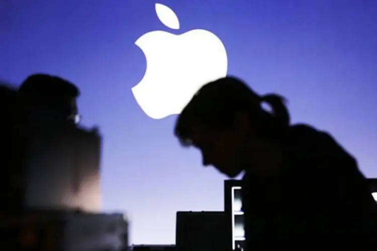 
	Apple: a&ccedil;&otilde;es da empresa subiram 5% em duas semanas, conforme Wall Street aposta no lan&ccedil;amento de um iPhone mais barato neste m&ecirc;s
 (Divulgação/Apple)
