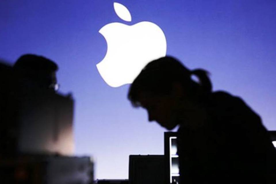 Ações da Apple se recuperam com espera de novo iPhone