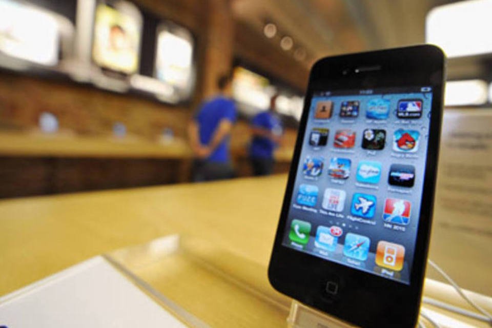 Fornecedores respondem a acusações de propinas à Apple