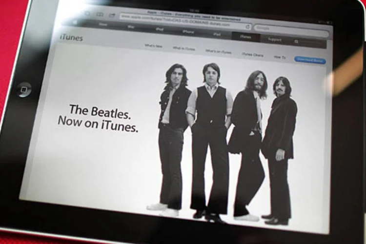 A Apple já é líder em vendas de músicas por download. Agora, a empresa quer dominar também o mercado de streaming (Peter Macdiarmid / Getty Images)