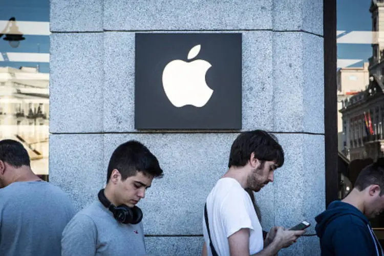 
	Loja da Apple: a companhia se comprometeu na ter&ccedil;a-feira a pagar 318 milh&otilde;es de euros, a quantidade demandada pelas autoridades italianas
 (Pablo Cuadra/Getty Images)