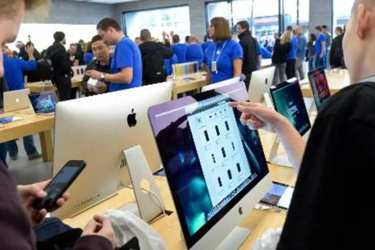 Se a ajuda estatal for considerada ilegal, a Apple pode se ver obrigada a devolver bilhões de euros (Peter Steffen/AFP)