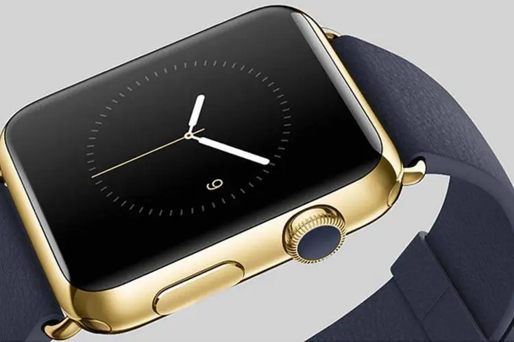 
	Apple Watch: o rel&oacute;gio e o iPhone e MacBook de ouro poderiam levar os consumidores a comprar outros acess&oacute;rios do metal, segundo especialista
 (Divulgação / Apple)
