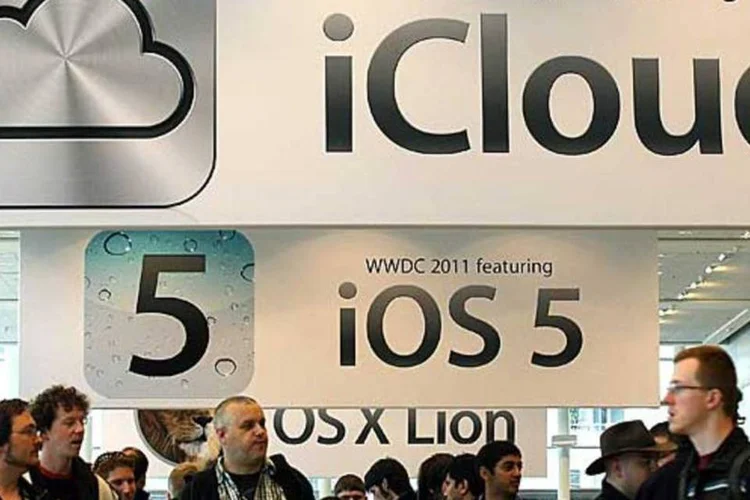 O iCloud foi anunciado pela Apple em junho, no evento WWDC 2011, mas ainda não está disponível para os usuários (Justin Sullivan / Getty Images)