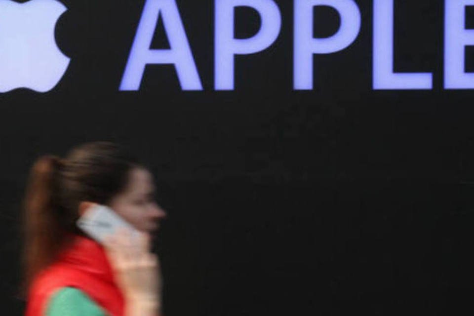 Apple repassa mais recursos a investidores