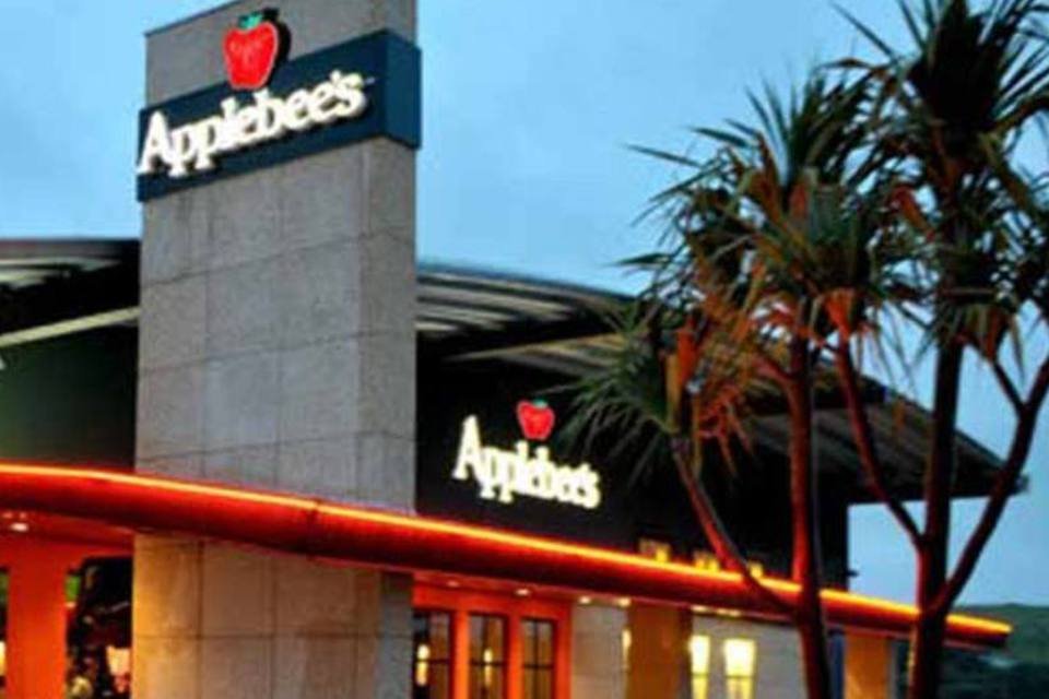 Applebee’s distribui vouchers de R$ 50 no Facebook