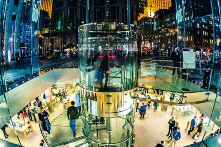 
	Loja da Apple: projeto ir&aacute; fornecer 700 vagas de emprego no primeiro ano e 1.300 vagas ligadas &agrave; constru&ccedil;&atilde;o e associados em Mesa
 (Jon Hicks/Corbis/Latinstock)