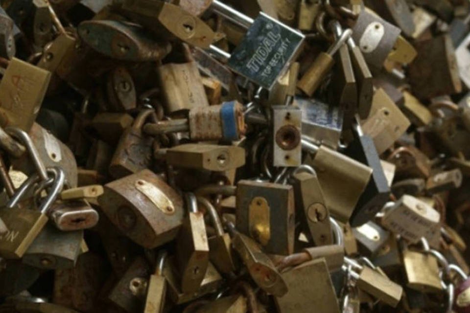 Infraestrutura de telecom é vulnerável a invasão, diz Anatel
