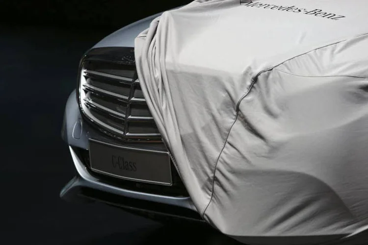 Mercedes-Benz apresentando o Classe C 220 BlueTEC durante o Salão de Genebra, em Março de 2014 (Chris Ratcliffe/Bloomberg)