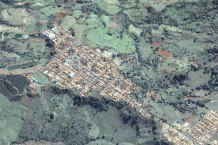 
	Arapu&aacute;: segundo estudo, levaria um s&eacute;culo para que esses munic&iacute;pios atingissem a renda per capita m&eacute;dia dos demais (Reprodução/Google Earth)