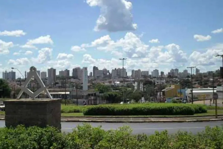 
	Vista de Araraquara: o trecho liberado compreende as esta&ccedil;&otilde;es de Ouro e de Tut&oacute;ia
 (Wikimedia Commons)
