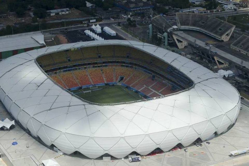 Gerrard minimiza impacto do calor em Manaus
