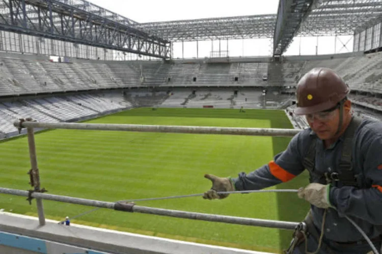 
	Obras na Arena da Baixada: Curitiba saber&aacute; amanh&atilde; se ser&aacute; mantida ou n&atilde;o como sede da Copa 2014
 (REUTERS/Rodolfo Buhrer)