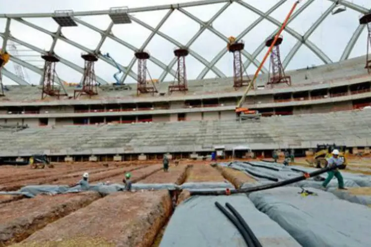 
	Obras na Arena da Amaz&ocirc;nia, em Manaus, em setembro de 2013
 (Alex Pazuello/Portal da Copa)