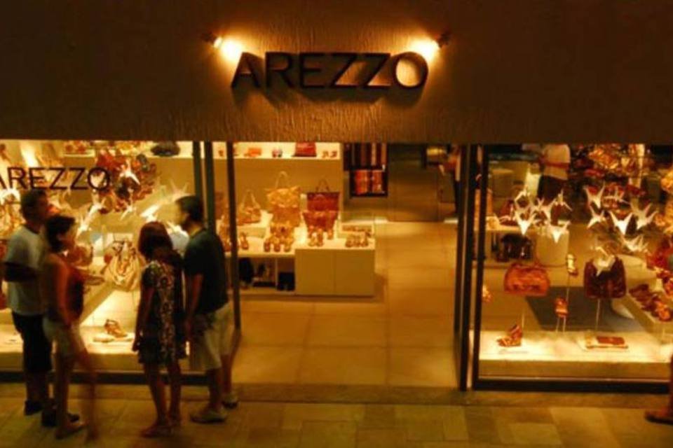 Ação da Arezzo sai no topo das estimativas em IPO
