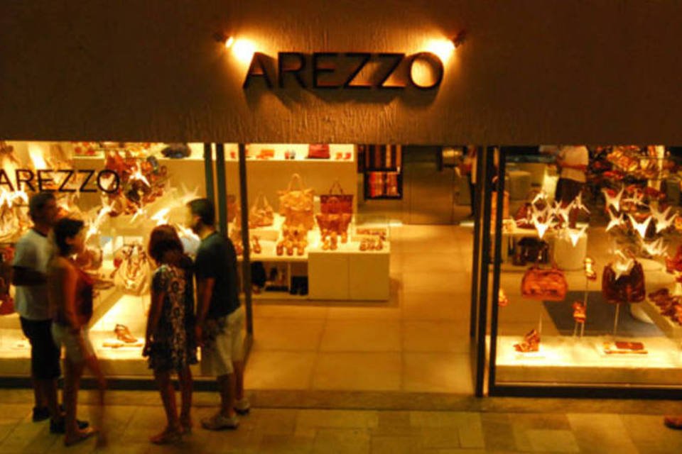 Arezzo tem alta de 25% no lucro do quarto trimestre
