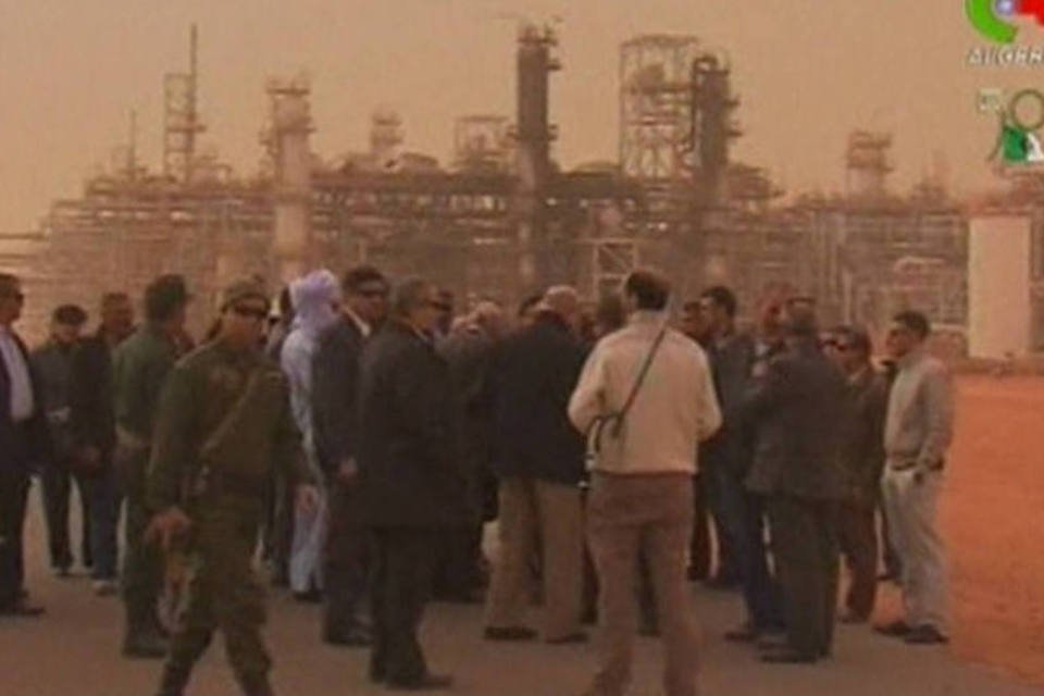 Saldo de mortos em refinaria de gás na Argélia sobe para 81