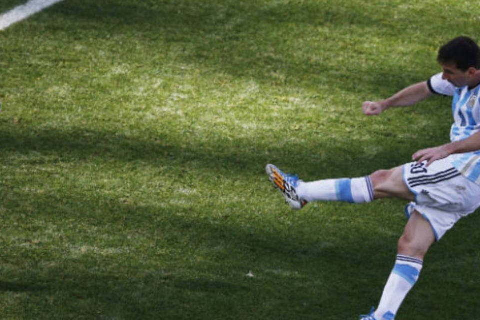 
	O atacante argentino Lionel Messi: Lionel Messi e Shakira j&aacute; s&atilde;o &quot;embaixadores da boa vontade&quot; do Unicef
 (Paulo Whitaker/Reuters)