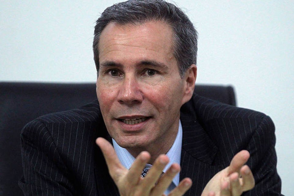 Colaborador que emprestou arma a Nisman é demitido