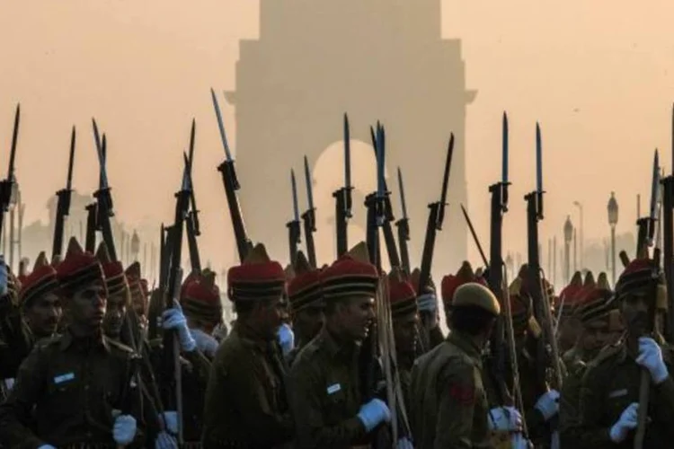 
	Ex&eacute;rcito da &Iacute;ndia: Paquist&atilde;o nega veementemente qualquer envolvimento na mortes dos soldados indianos e disse que est&aacute; comprometido com o acordo de cessar-fogo
 (Daniel Berehulak/Getty Images/Getty Images)