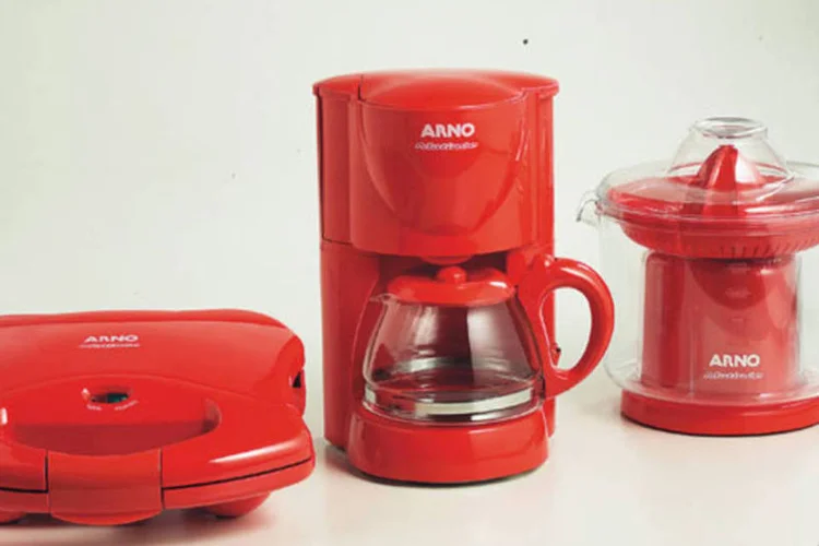 
	Produtos da Arno: fechamento de f&aacute;brica tradicional na Mooca vai deixar 2 mil pessoas sem emprego.
 (Fabio Mangabeira)
