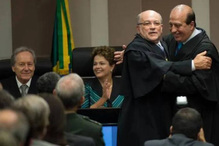 Novo presidente do TCU, ministro Aroldo Cedraz, enalteceu a seriedade e o comprometimeno de Dilma Rousseff com valores éticos (Marcelo Camargo/Agência Brasil)