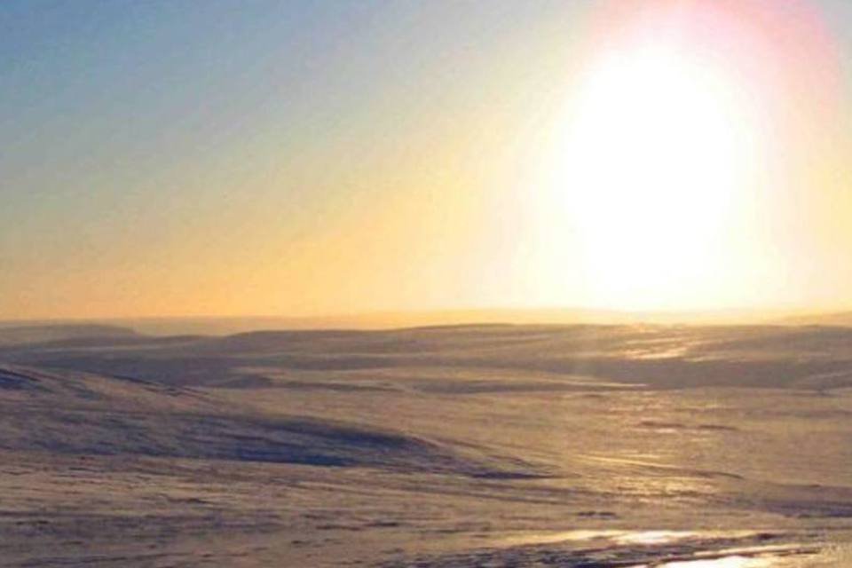 Camada de gelo do Ártico se aproxima do mínimo recorde