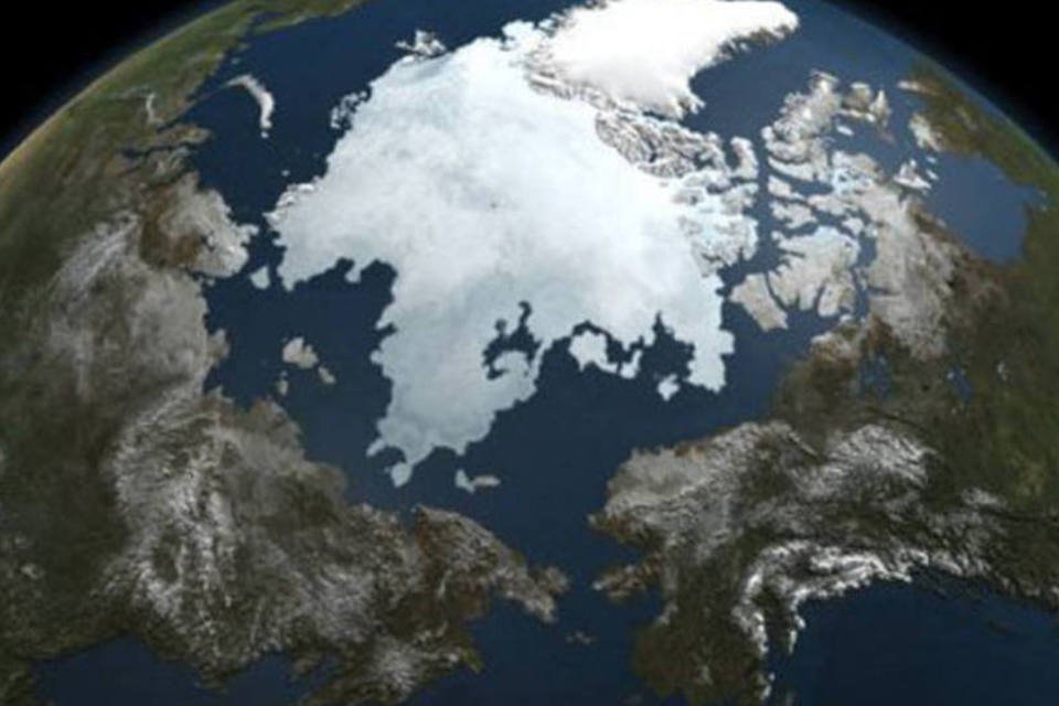 
	Camada gelada diminuiu 1,10 milh&atilde;o de km2 em compara&ccedil;&atilde;o a m&eacute;dia contabilizada entre 1981 e 2010
 (©afp.com)