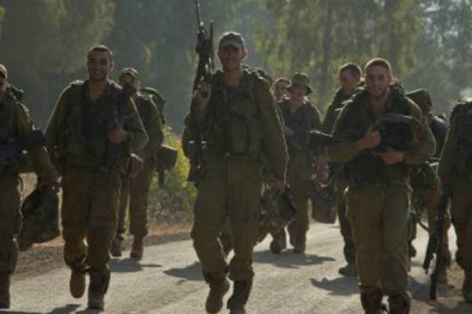 Israel lança morteiros no sul do Líbano