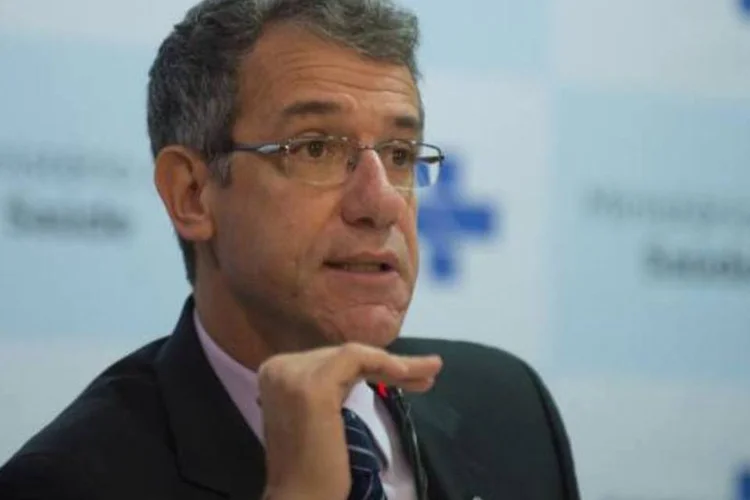 
	Arthur Chioro alerta que o aumento das doen&ccedil;as cr&ocirc;nicas n&atilde;o transmiss&iacute;veis &eacute; um problema que requer a aten&ccedil;&atilde;o da sa&uacute;de p&uacute;blica e dos planos de sa&uacute;de
 (Agência Brasil/ Elza Fiúza)