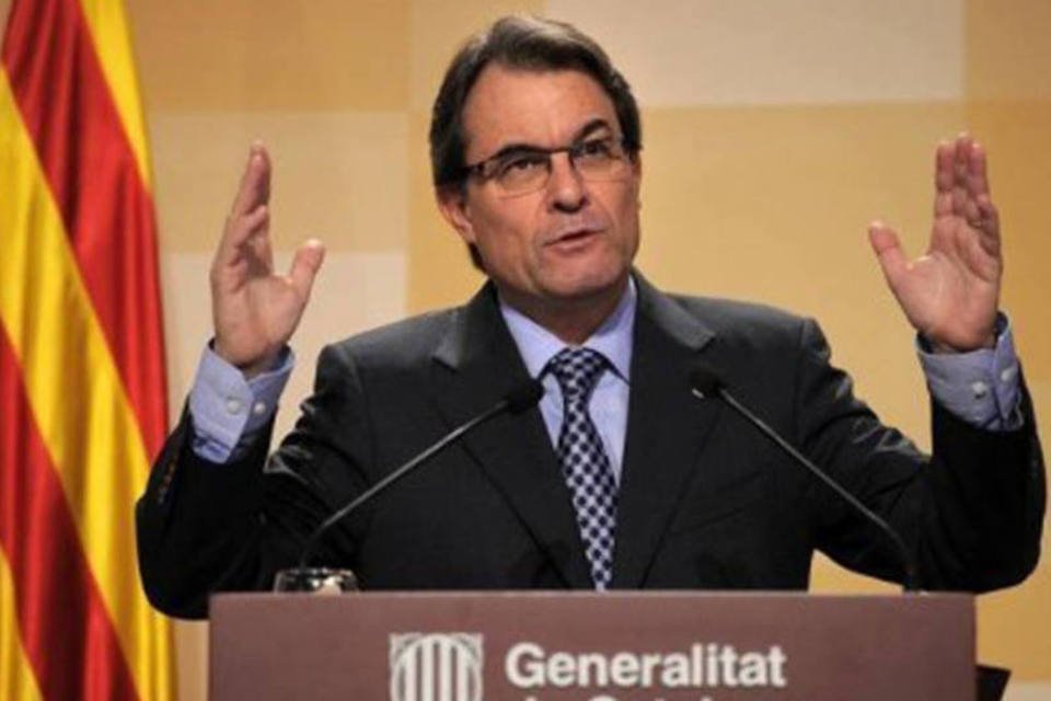 Parlamento catalão vota posse do presidente regional