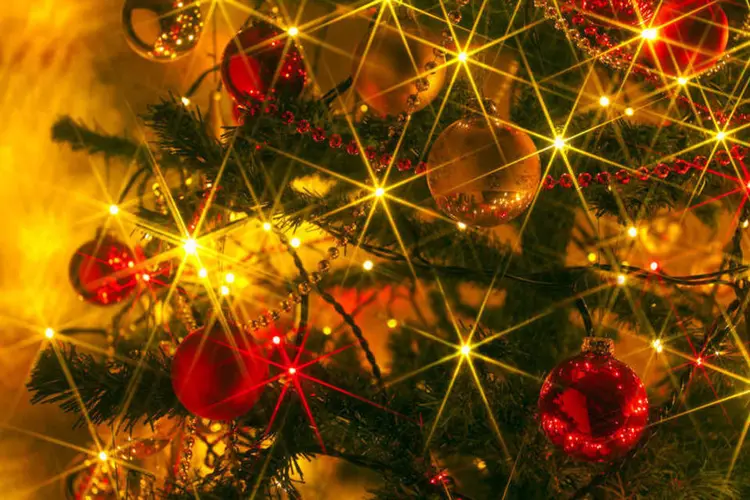 Enfeites em árvore de Natal: Participam do sorteio consumidores que registraram o CPF na nota fiscal nas compras de agosto (Stock.xchng/Uros Kotnik)