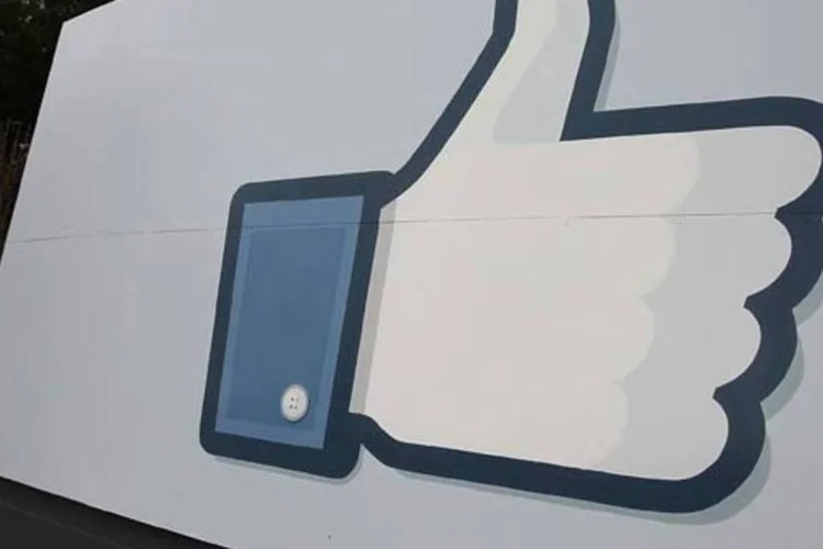 
	Ao mostrar publicamente seu apoio a uma causa social, pessoas costumam perder o senso de urg&ecirc;ncia de ajudar efetivamente&nbsp;
 (Getty Images)