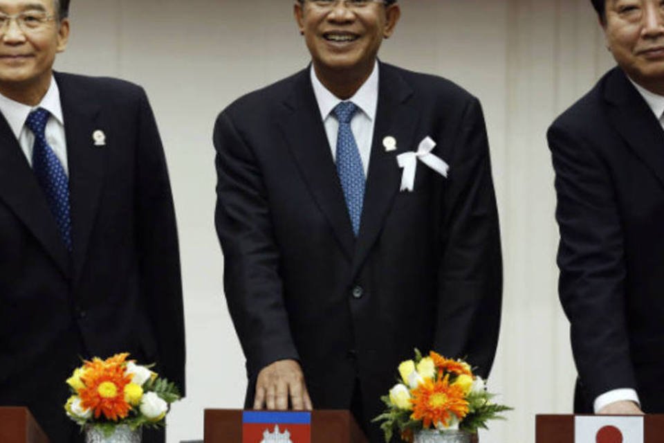 Hun Sen é favorito à reeleição no Camboja