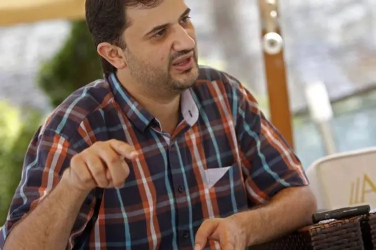 Ashraf Mashharawi, diretor de cinema de Gaza, durante uma entrevista no Festival de Sarajevo (Dado Ruvic/Reuters)