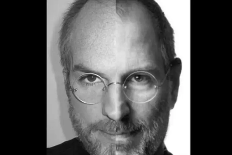 
	Maquiagem feita em Ashton Kutcher para o filme &quot;jOBS&quot;: o ator adotou o andar curvado e o comportamento de Steve Jobs para o longa
 (Reprodução)