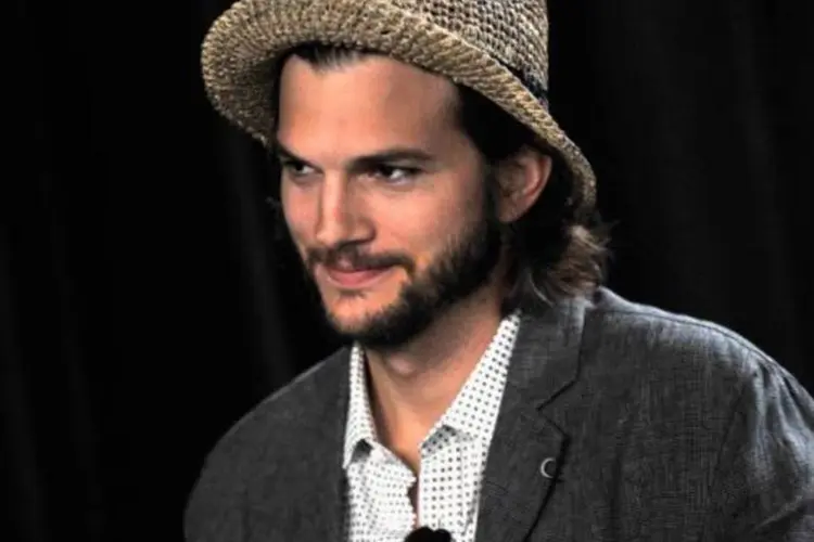 Kutcher atualmente protagoniza a série 'Two and a Half Men' e é um dos artistas mais bem pagos de Hollywood (Getty Images)
