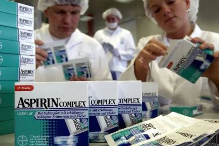 
	Bayer: Brasil deve se tornar no pr&oacute;ximo ano o terceiro maior faturamento da Bayer
 (Jens Schlueter/AFP)