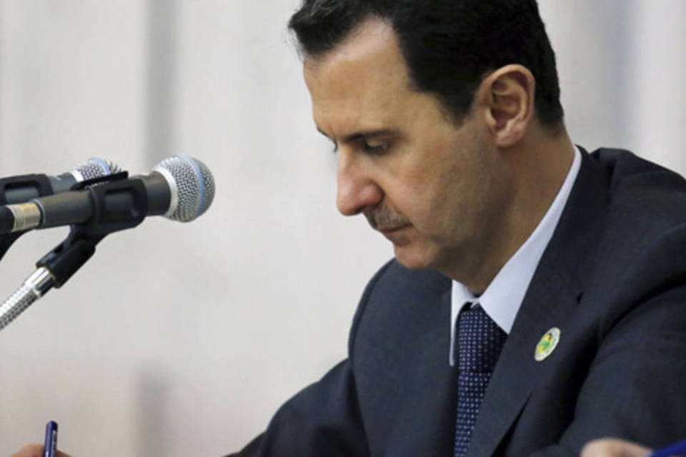 Para Assad, forte participação diz que sírios decidem futuro