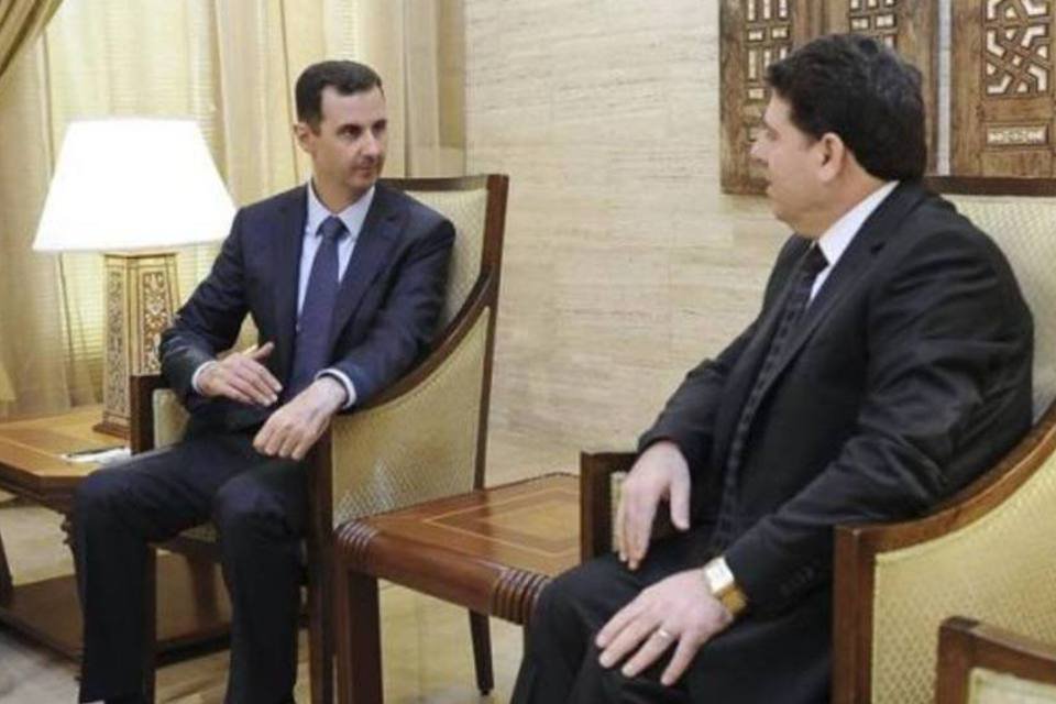 Ex-premiê sírio diz que Assad controla apenas 30% do país
