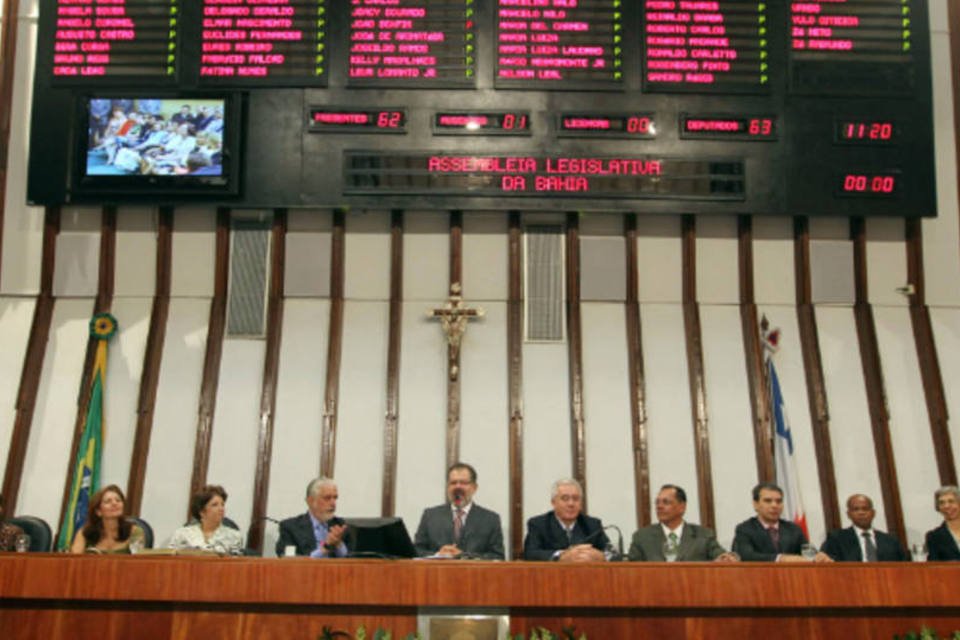 Assembleia da Bahia aprova 'lei antibaixaria'