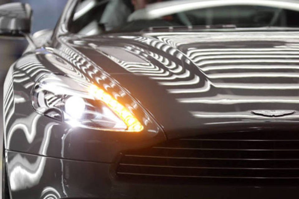 Fabricante Aston Martin passa a fornecer outros itens