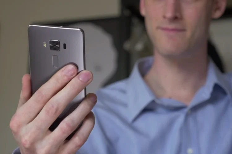 Asus Zenfone 3: smartphone tem versões com até 6 GB de memória RAM (Reprodução/Asus)