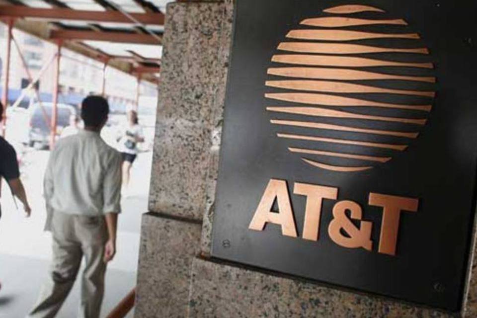 AT&T tem receita acima do previsto por crescimento móvel