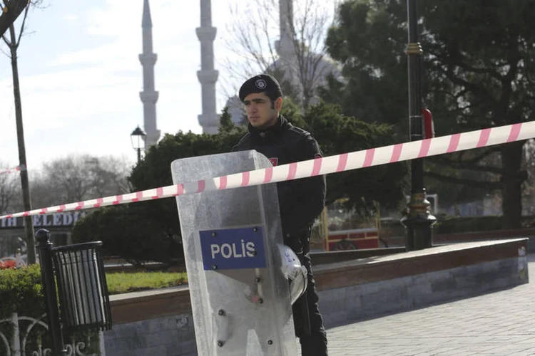
	Turquia: em geral, a imprensa est&aacute; cumprindo a ordem, uma medida que o governo veio aplicando de forma rotineira nos &uacute;ltimos anos
 (Kamal Aslan / Reuters)
