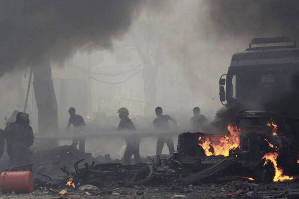 Ataque aéreo mata ao menos 33 perto da cidade síria de Raqqa