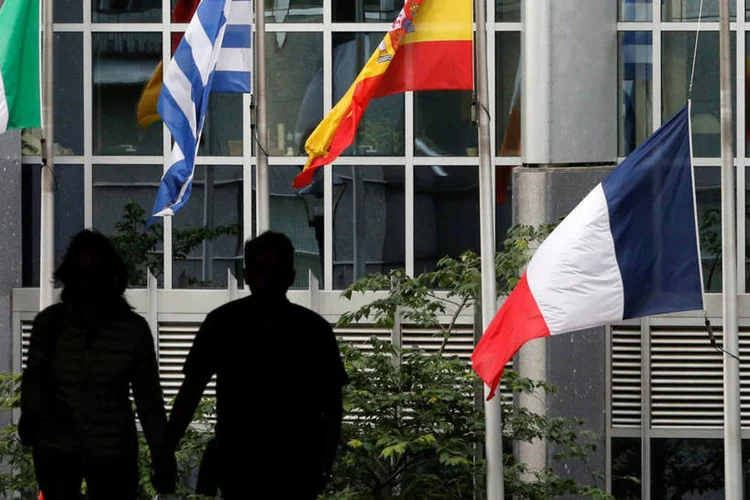 
	Nice: &quot;Este tr&aacute;gico e atroz crime reitera que o terrorismo continua violando todas as linhas vermelhas ao atacar inocentes&quot;
 (Francois Lenoir / Reuters)