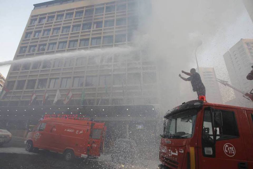 Bomba explode em hotel de luxo no Líbano
