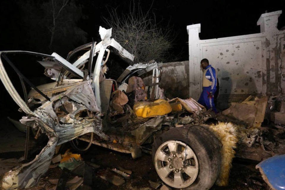 Sobe para 22 número de mortos em ataque suicida na Somália